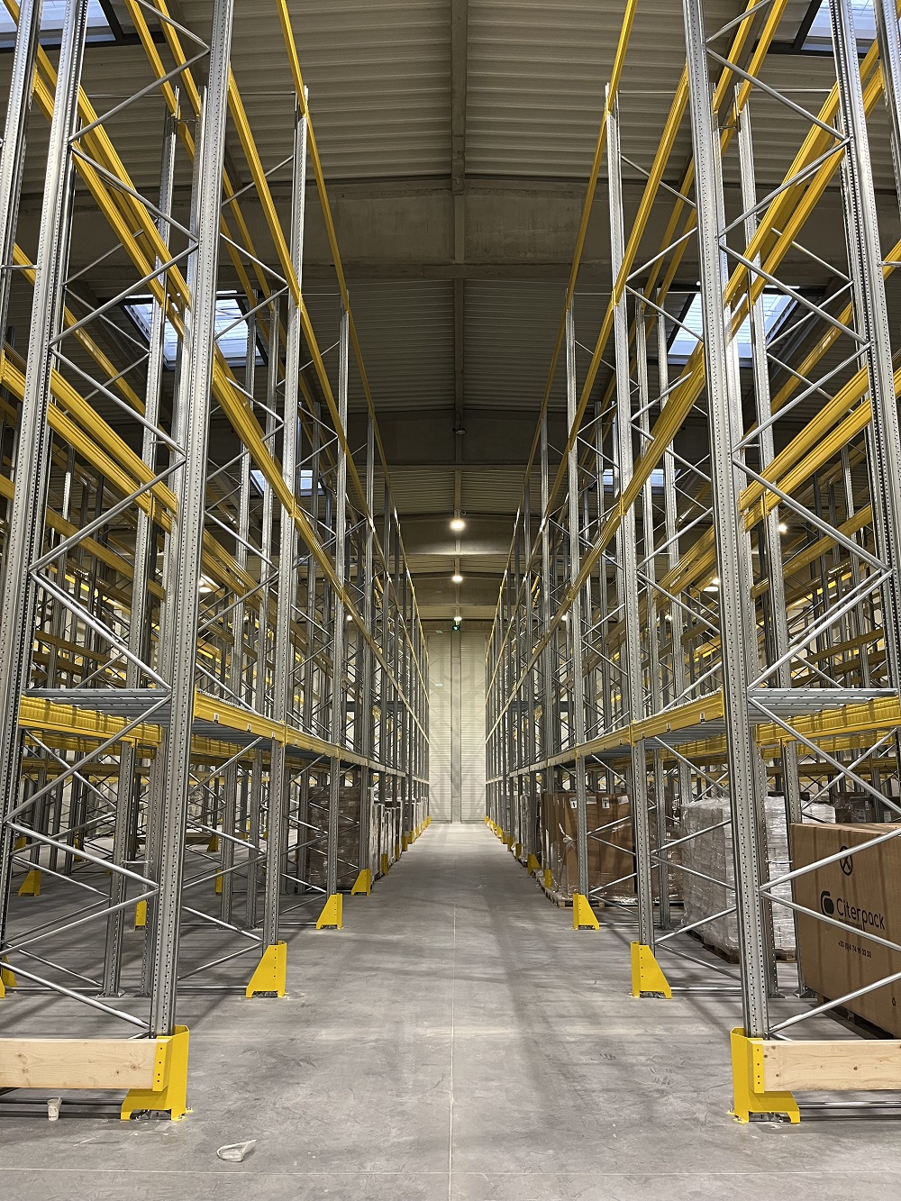 Aménagement d'un entrepôt de stockage de marchandises